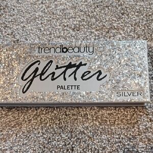 Trend Beauty Silver Glitter Palette
